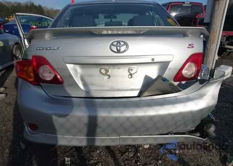 2010 Toyota Corolla S z USA, uszkodzony, nr VIN 2T1BU4EE3AC455618